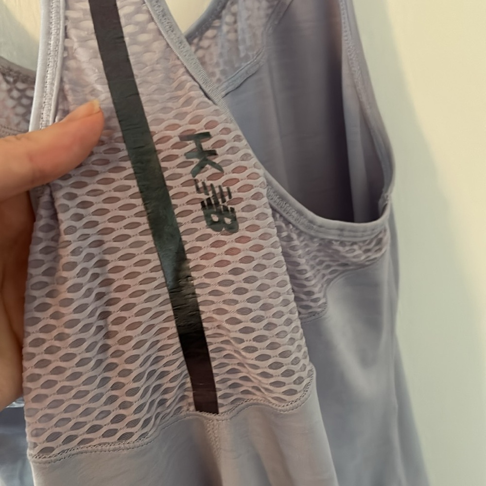 New Balance | Tank - Picture 4 of 4